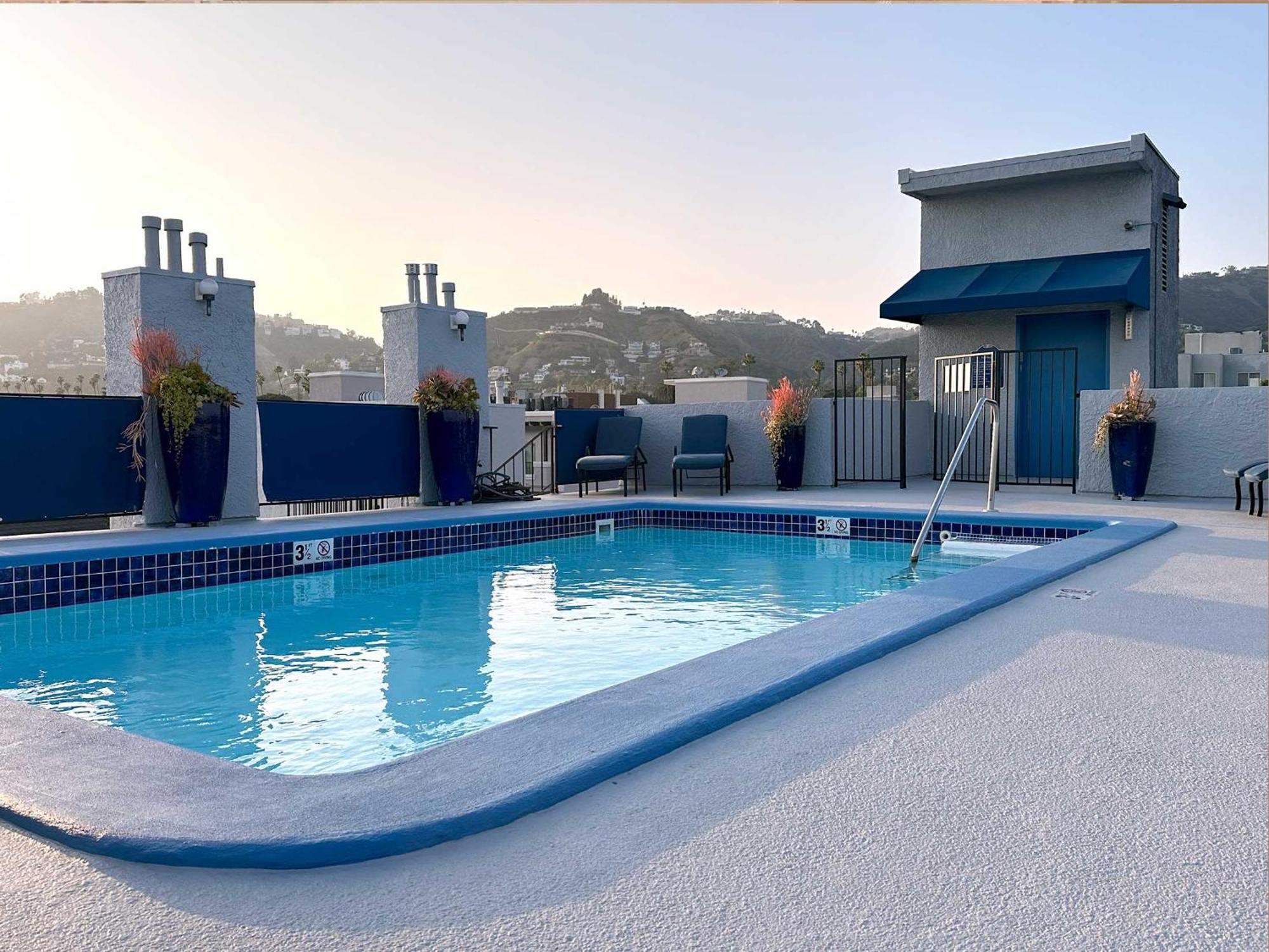 1 Bd Condominium Near Sunset Blvd ลอสแอนเจลิส ภายนอก รูปภาพ