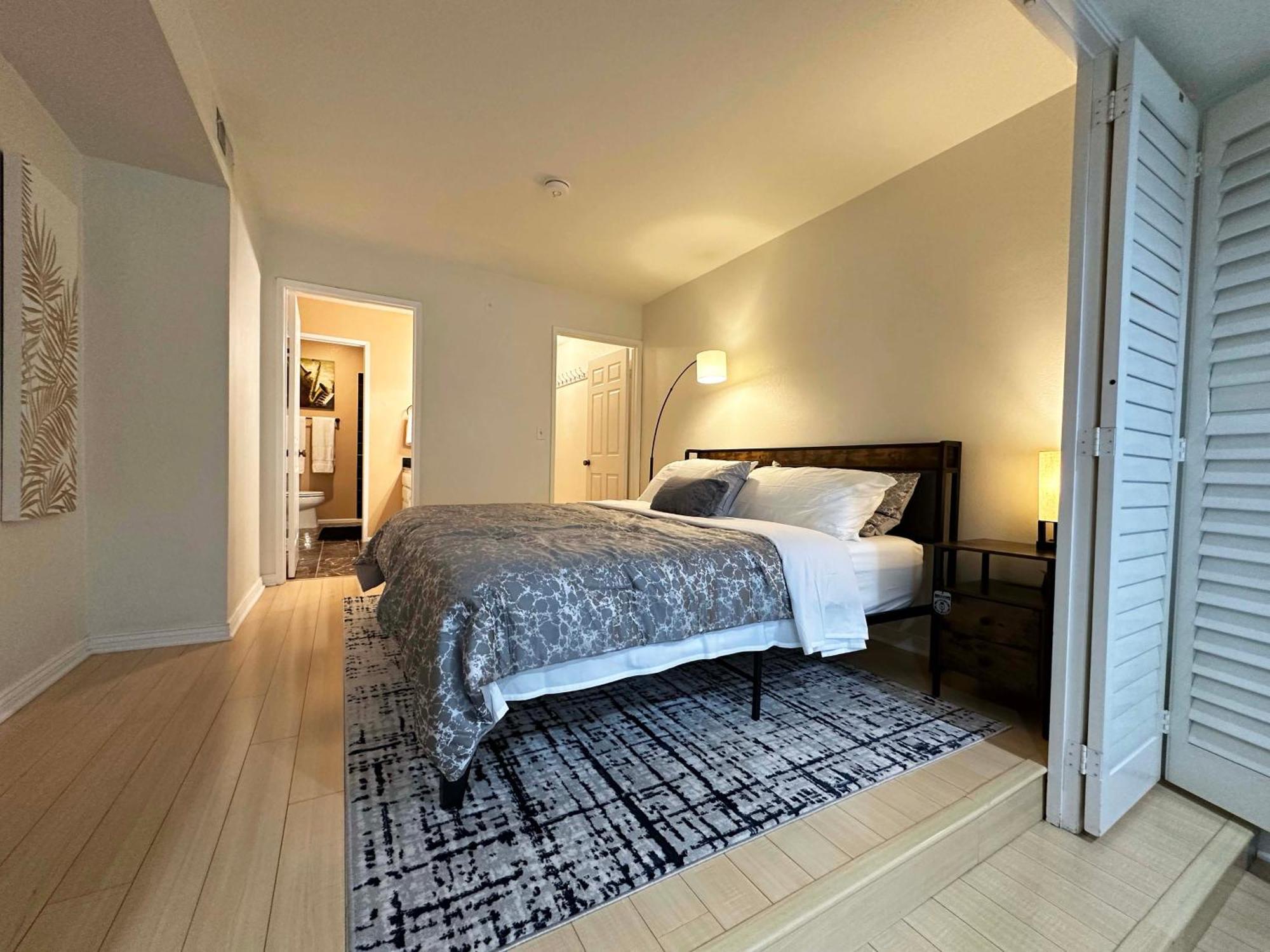 1 Bd Condominium Near Sunset Blvd ลอสแอนเจลิส ภายนอก รูปภาพ