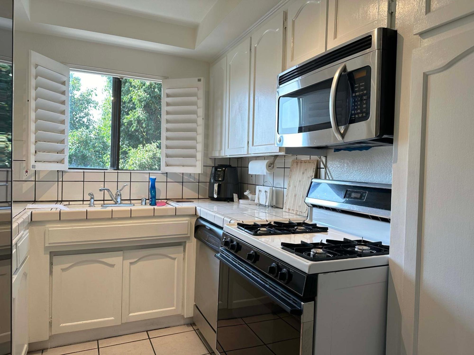 1 Bd Condominium Near Sunset Blvd ลอสแอนเจลิส ภายนอก รูปภาพ